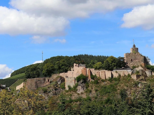 Burganlage Saarburg (1)