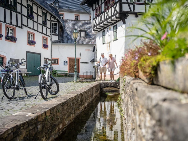 Radpause an der Ahrquelle