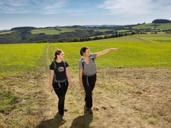 Hocheifel-Panorama-Weg mit Blick auf Reifferscheid