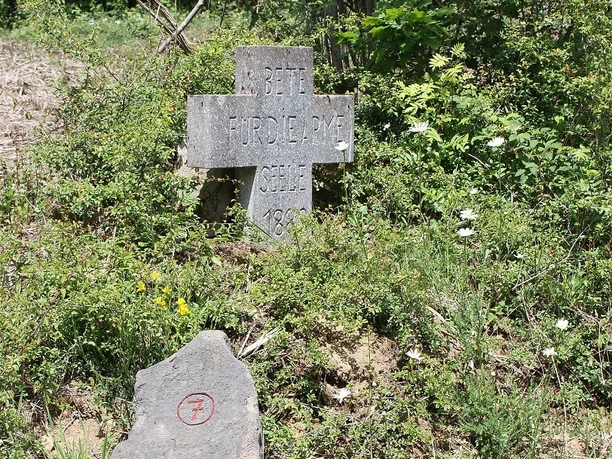 Erlebnispunkt 7 "Basaltkreuz"