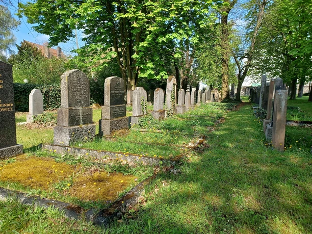 Blick über den jüdischen Friedhof 1