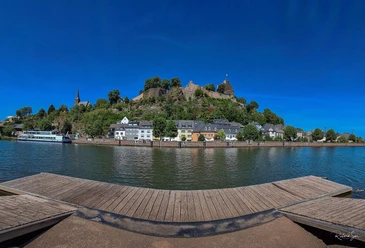 Saarufer Saarburg