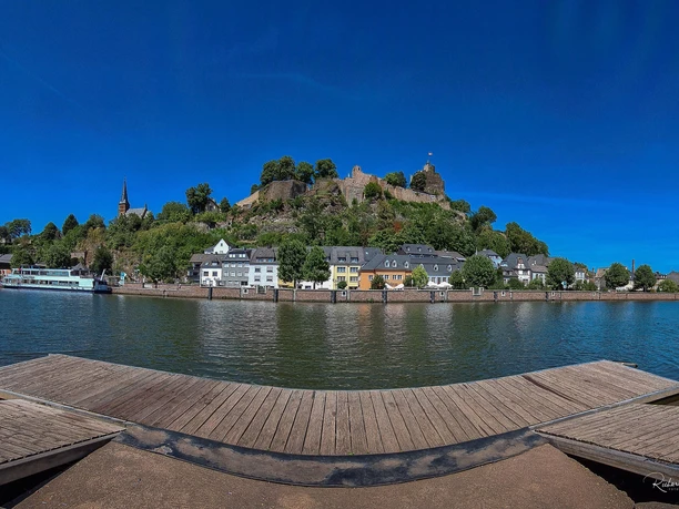 Saarufer Saarburg