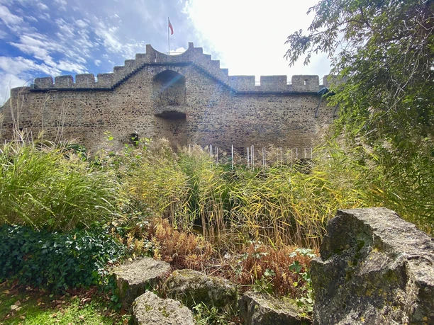 Innenbereich Stadtmauer Innenbereich Stadtmauer