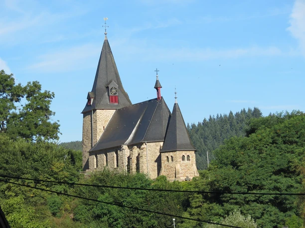 Kirche Dümpelfeld