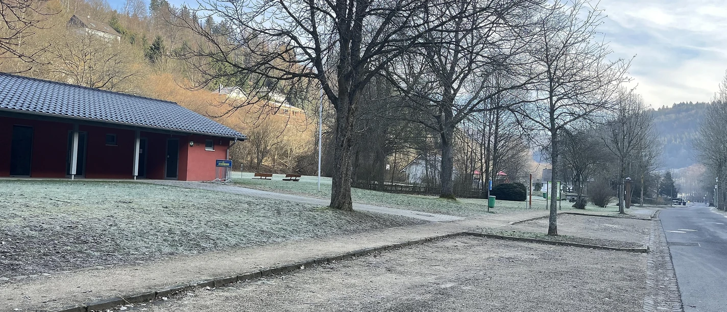 Wanderparkplatz Dorfgemeinschaftshaus