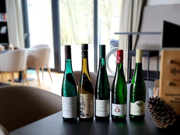 Buch und Wein (2)