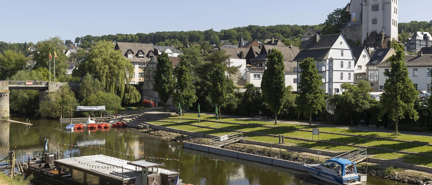 Anleger für Motorboote