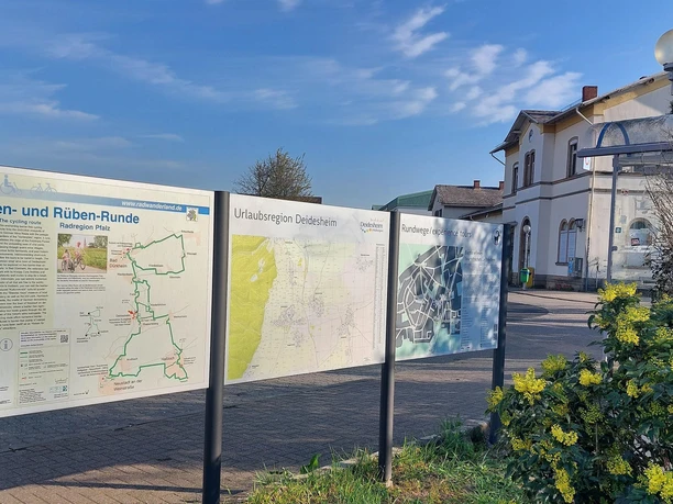 Bahnhof Deidesheim Startpunkt Wander- Radtouren