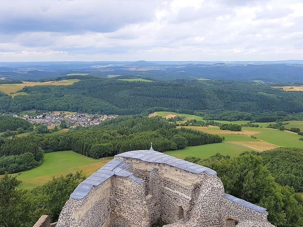 Aussicht von der Burgruine Nürburg