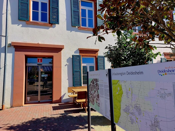 Tourist-Information Deidesheim - Infotafeln