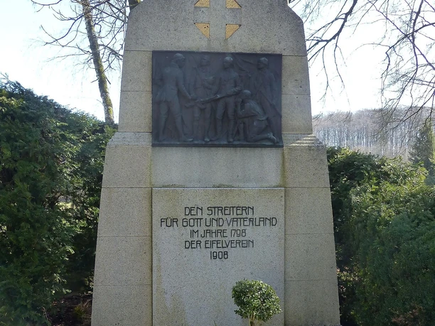 Klöppelkrieg-Denkmal Arzfeld (2)