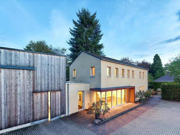 Weingut Dr. Frey Kanzem (1)