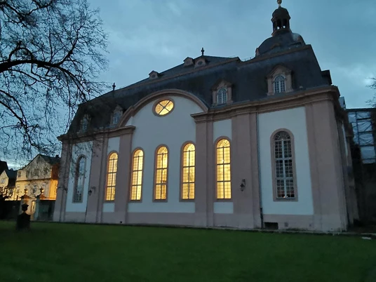 Schlosskirche außen