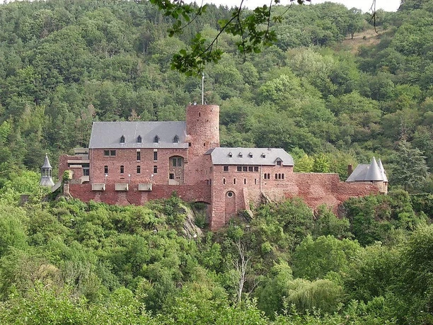Die Burg Hengebach