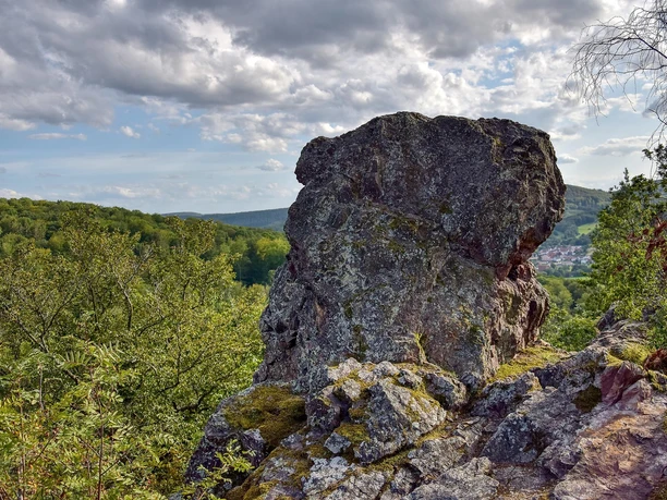 Wichtelhäuser Steine in Lahntal