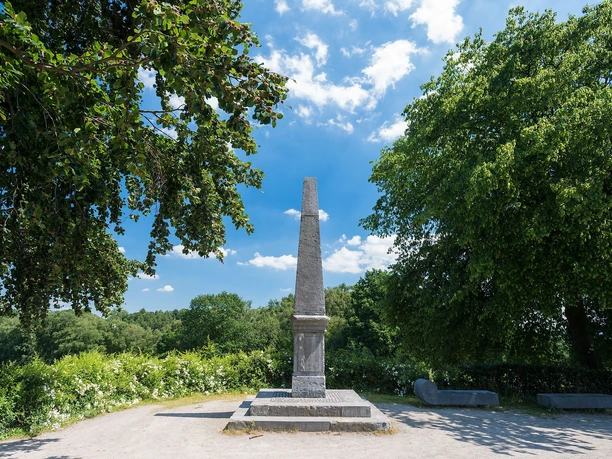 Obelisk im Wurmtal
