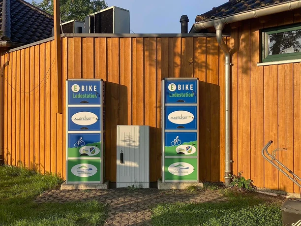 Badestrand und Seeterrasse Aartalsee 4