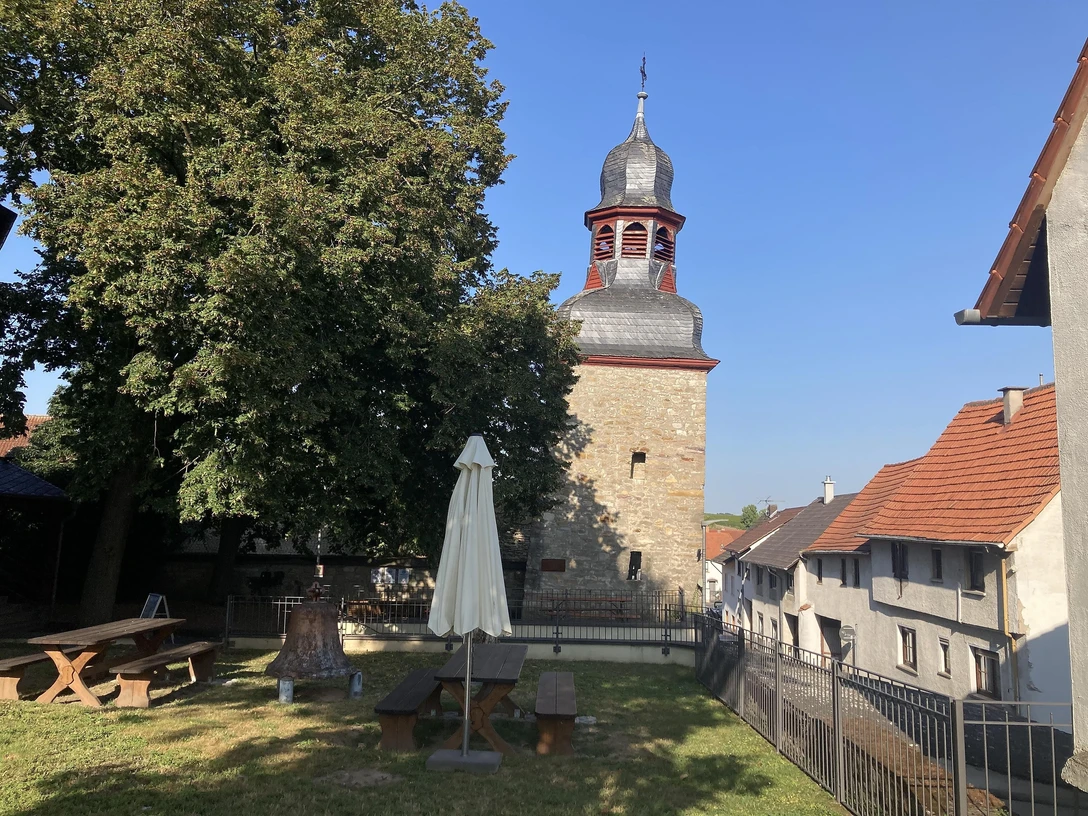 Schiefster Turm Gau-Weinheim