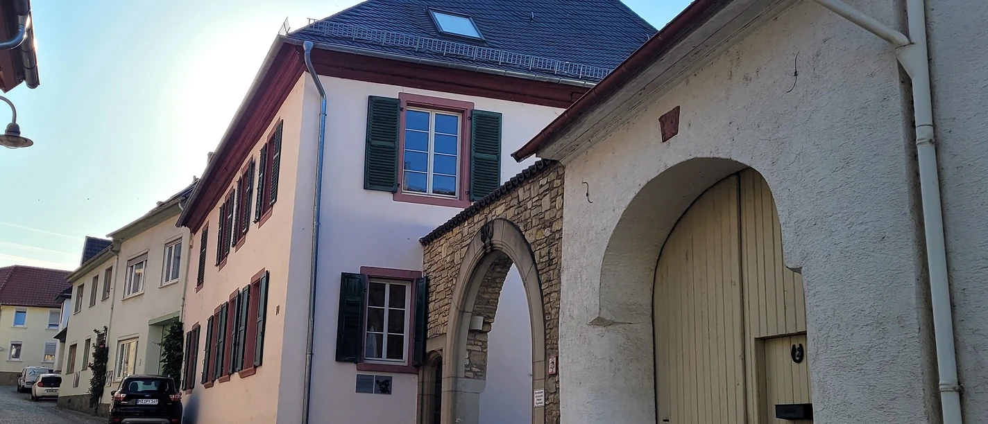 Ehemaliges Rats- und Gemeindehaus Ehemaliges Rats- und Gemeindehaus
