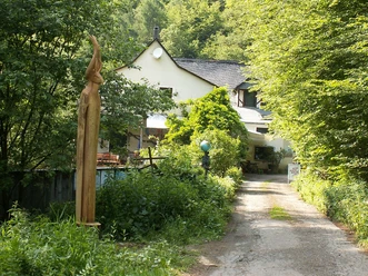 Hofeinfahrt Neuwagenmühle Kördorf