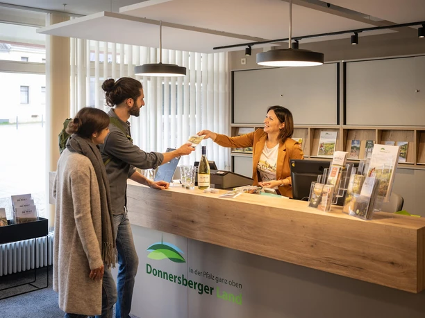 In der Tourist-Information