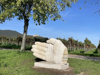 Hand