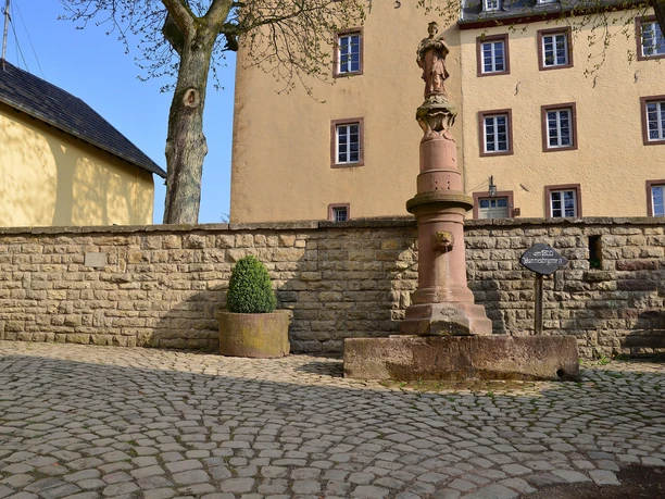 Johannesbrunnen in Dudeldorf