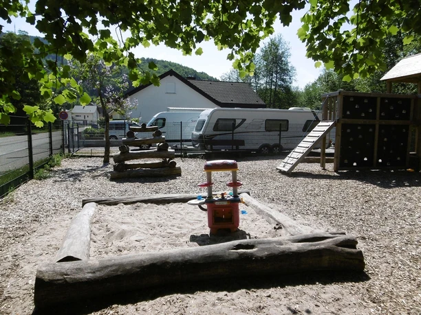 Spielplatz Annweiler-Sarnstall 2