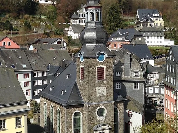 Evangelische Stadtkirche von Außen