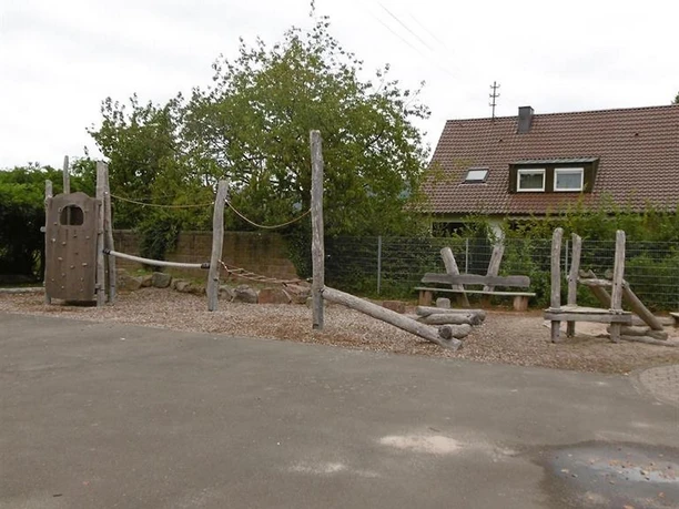 Spielplatz Annweiler-Queichhambach 2