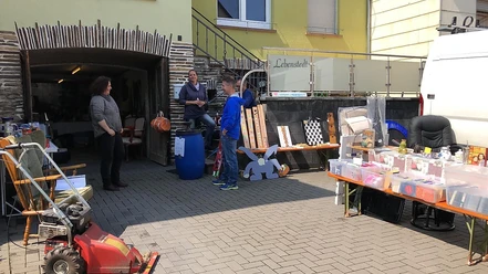Stand