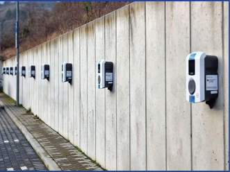 E-Aufladestation für E-Autos am Bahnhof Cochem