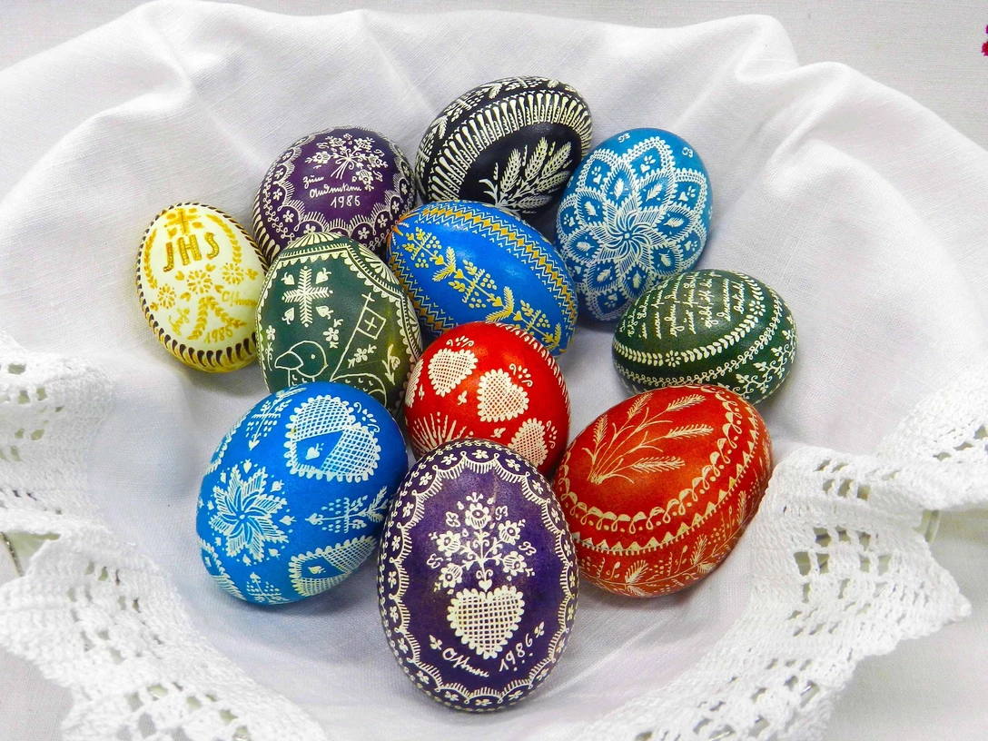 Oberhessische Wachsbatikeier, Kappenschachteln