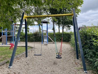 Schaukeln Spielplatz Gartenstraße Bornheim