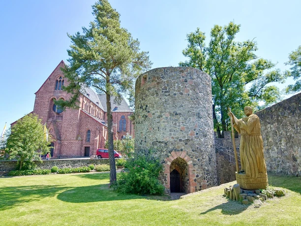 Burgruine und Stiftskirche Amöneburg