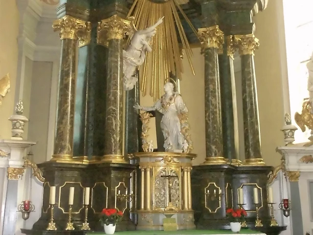 Altar Pfarrkirche St. Nikolaus_Aremberg