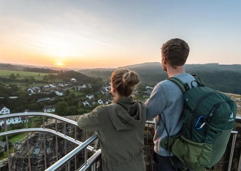 Burglahr bei Sonnenaufgang