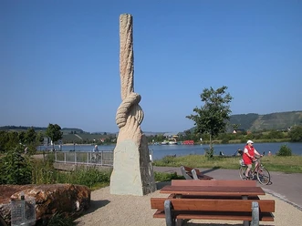 Die vier Elemente - Skulptur "Erde"