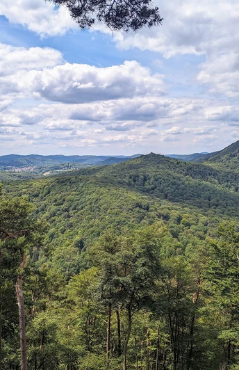 Blick auf den Kleinen Hahnenstein und den Rehberg