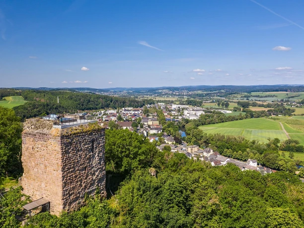 Luftaufnahme der Burgruine Kalsmunt