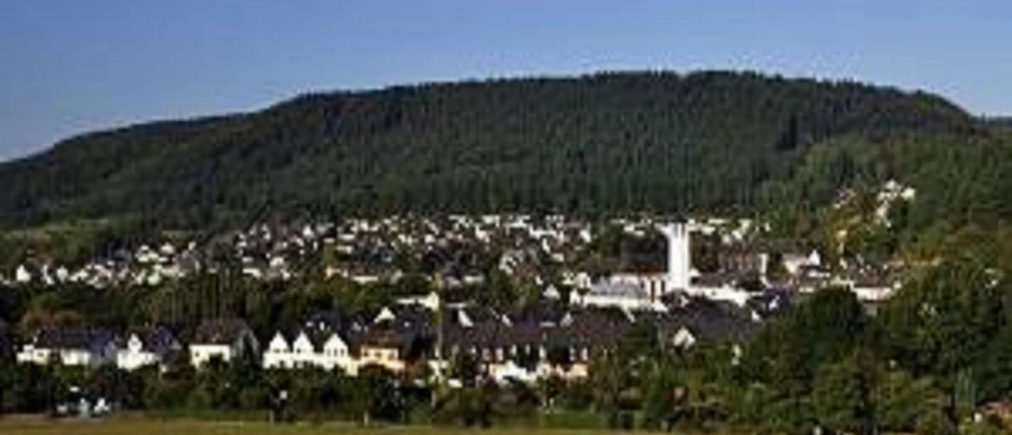 Ortsanischt Föhren