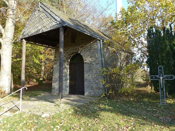 Berkapelle am Waldrand Arzfeld-Hölzchen