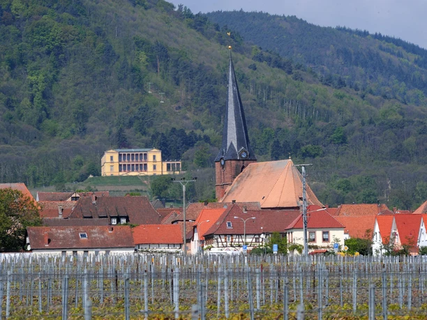 Panorama mit Kirche