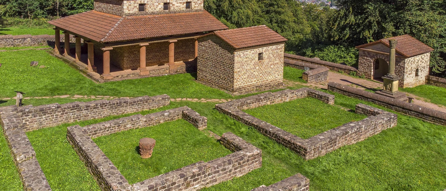 Tempelanlage Tawern (1)