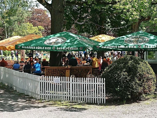 Biergarten im Hofgarten Dillenburg 1