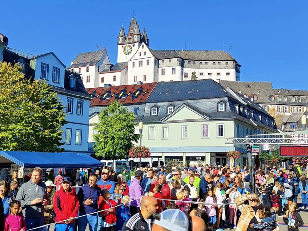 Der Marktplatz - Ziel mit Zeiterfassung