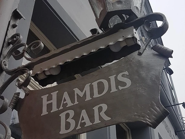 Historisches Emblem Hamdis Bar