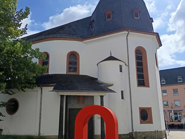Foto-Punkt an der Liebfrauenkirche Bitburg