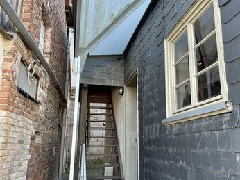 Eingang zur Landsynagoge Roth